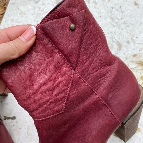 Burgundy leather boots - Picture 8 of 8